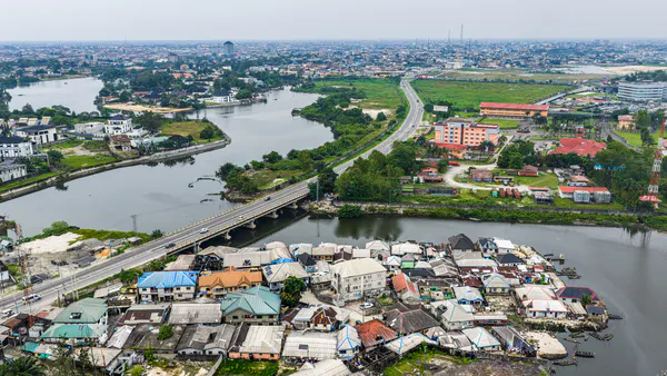 De Morgan’s Logic of Negation and the Dialectics of Illegal Refining in Asari-Toru LGA