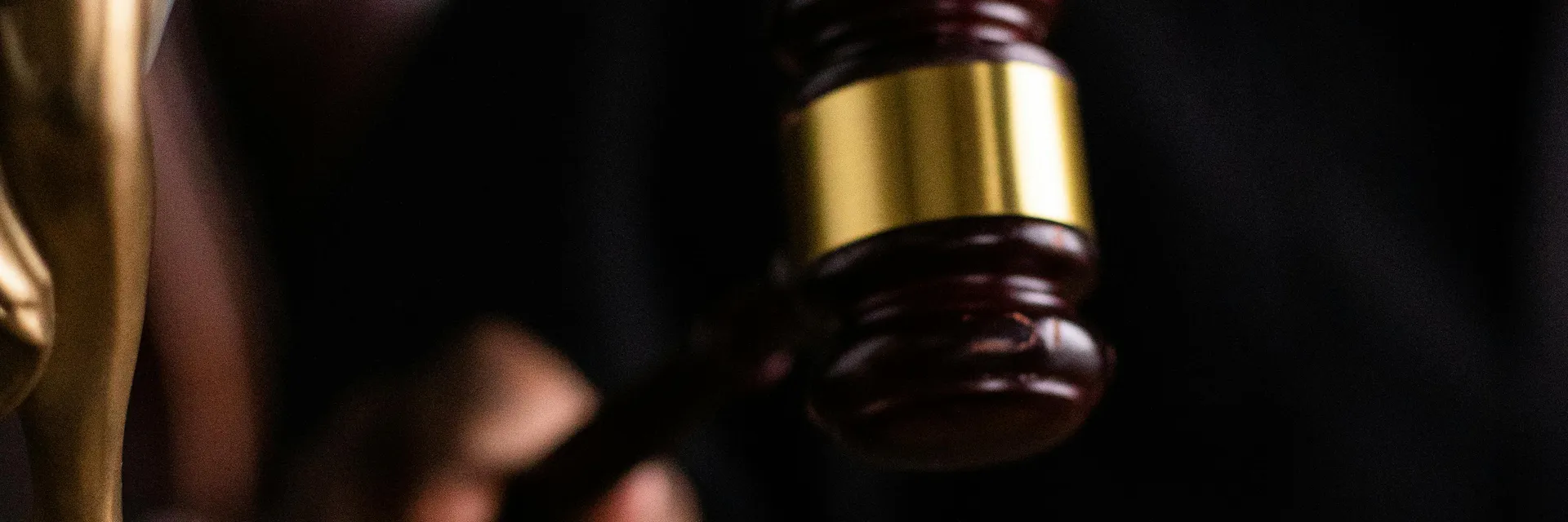 Onde e Por Que as Mulheres Estão Sendo Assassinadas? Analisando Narrativas de Feminicídio em Decisões do TJMG Banner