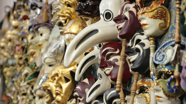 Language, Culture and Emotions in Communication: Semiotic Dimension