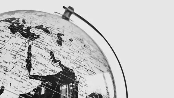 Israel, The Syrian Crisis and the Unbreakable Lebanese Syndrome