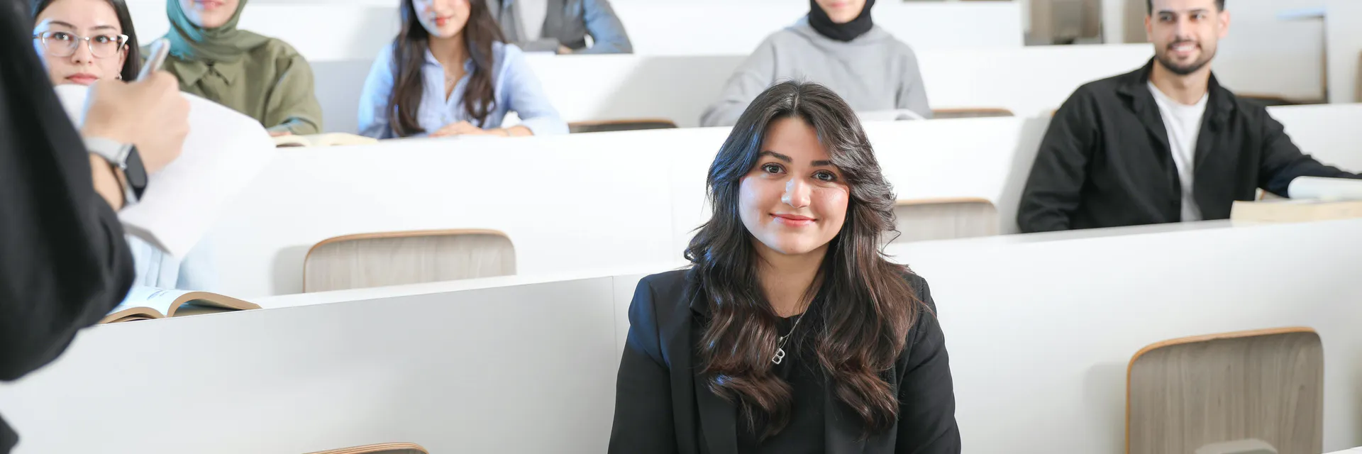 Views of Students of ASPAITE Athens on the Connection between Theory and Practice in the Context of their Microteaching Banner
