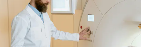 MLC Transmission and Dosimetric Leaf Gap Measurement Using CU Values from Integrated Images of Varian VitalBeam LINAC.