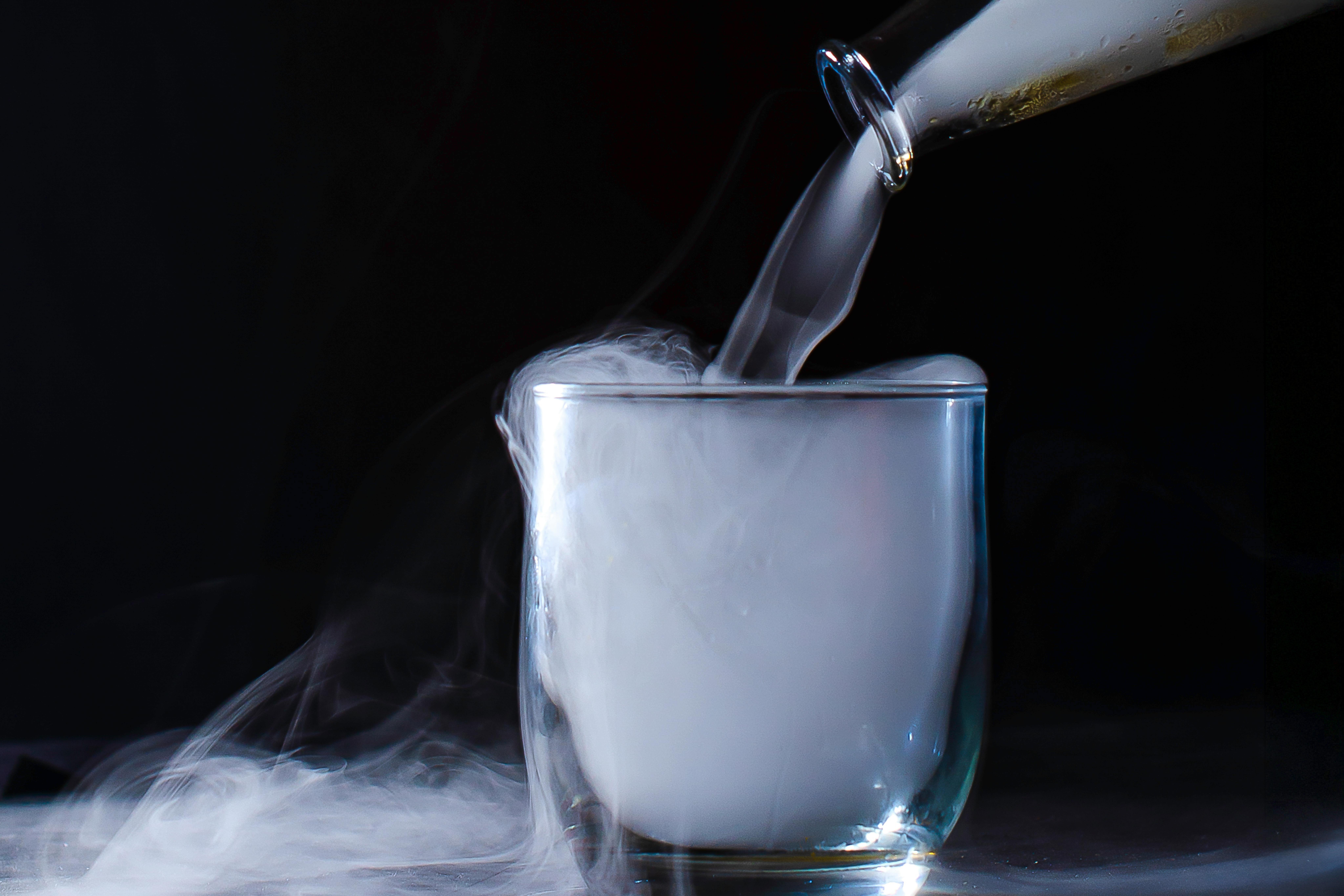 Low-Cost, Energy-Efficient and Carbon-Saving Dry Ice Air Conditioning System – A Possible by-Product of a Novel And Highly Cost-Effective Carbon Capture Technology