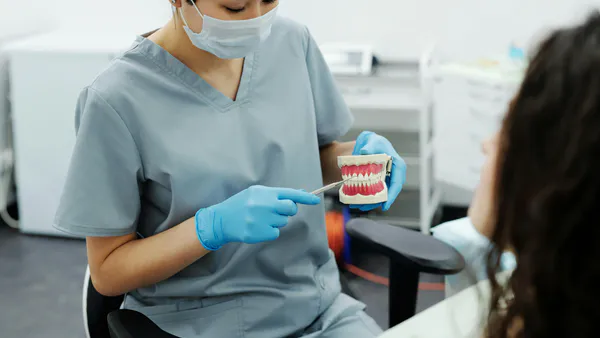 Estimating the Prevalence of Oral Manifestations in Covid-19 Patients: A Systematic Review