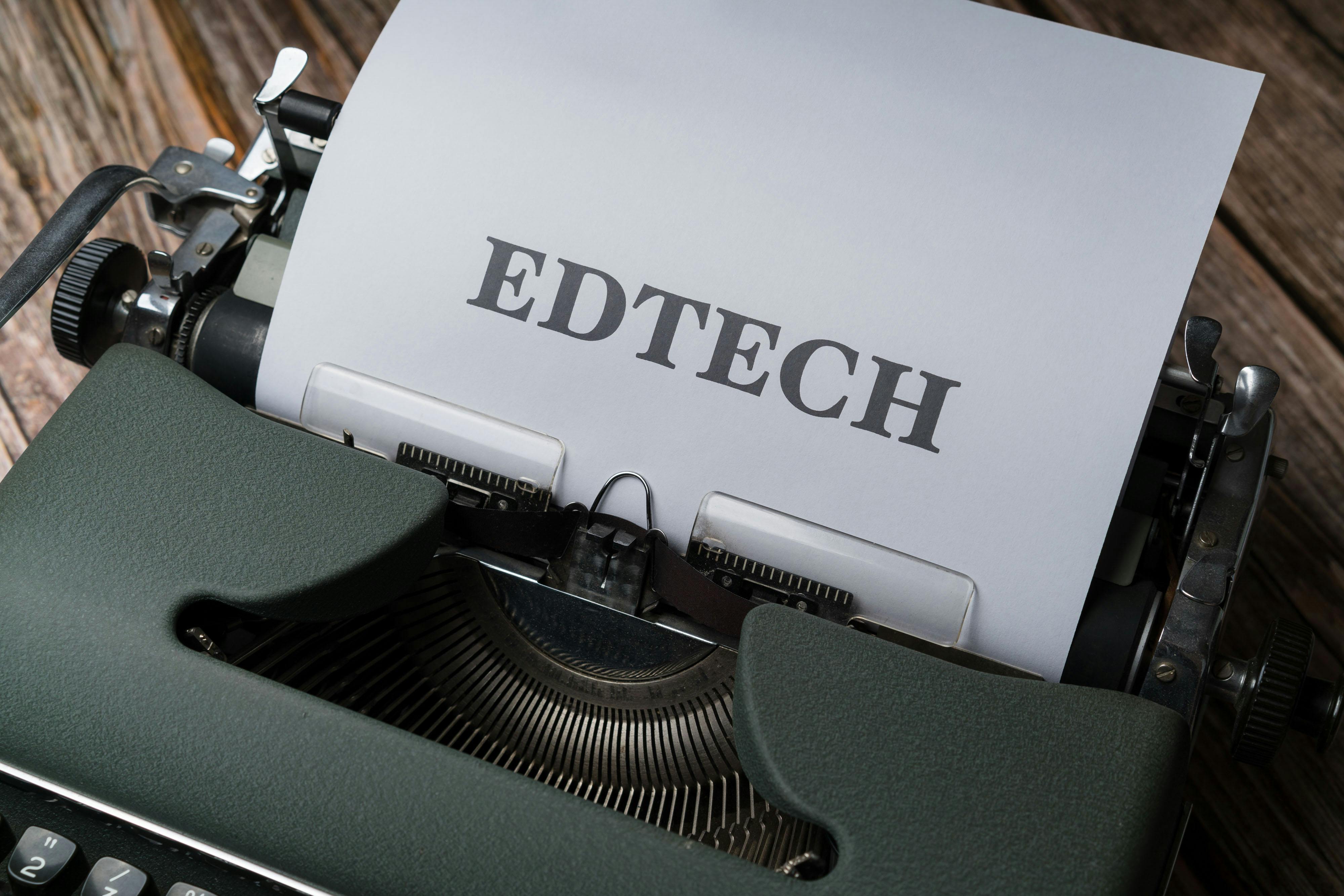 Integrating Digital Technology in the Teaching and Learning of Mathematics for Global Competitiveness at Senior Secondary School in Oshimili South Local Government Area of Delta State