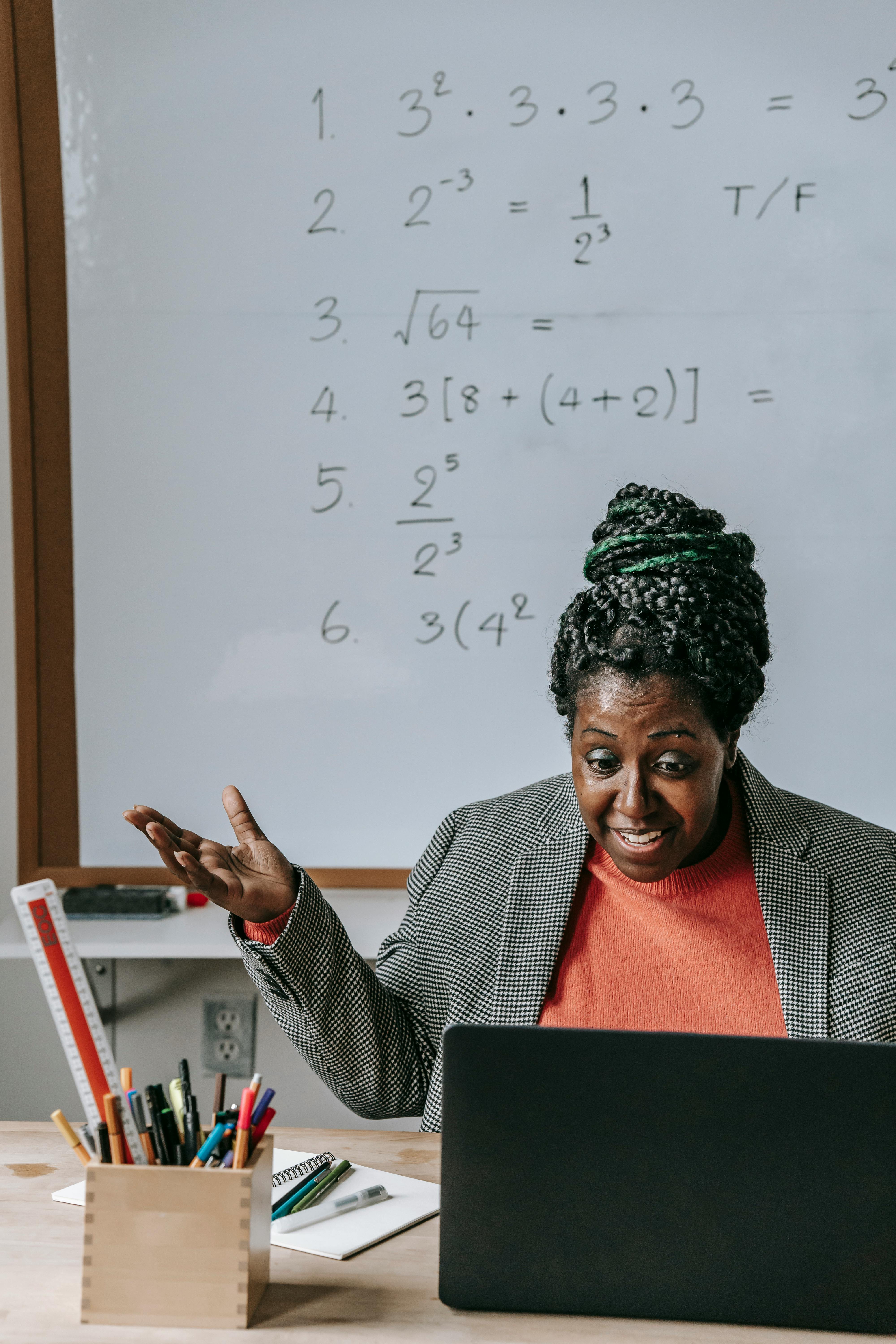 Integrating Digital Technology in the Teaching and Learning of Mathematics for Global Competitiveness at Senior Secondary School in Oshimili South Local Government Area of Delta State Banner