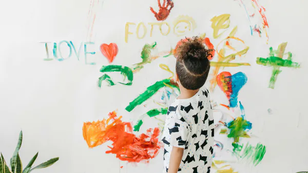 Expressive Textile Arts and Fashion-based Intervention for Youth with Emotional Distress: A Pilot Study