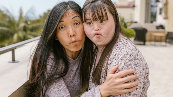 Effect of 0.12% Chlorhexidine Gel and Tooth Brushing on Porphyromonas Gingivalis Levels in Subgingival Plaque and Matrix Metalloproteinase-8 (MMP-8) Levels in Gingival Crevicular Fluid of Children and Adolescents with Down Syndrome