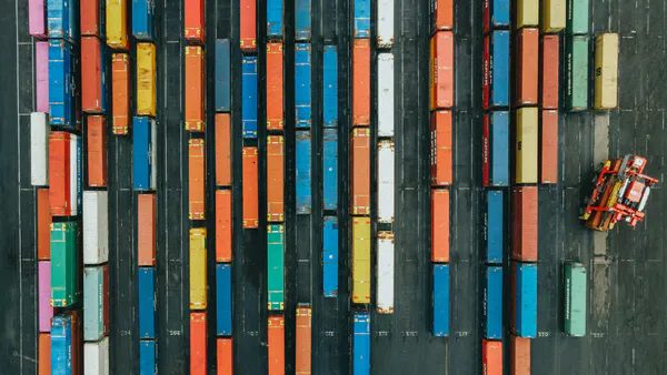 Digital Supply Chain Management: A Study on Bangladeshi Fashion and Accessories Industry’s E-retailers.