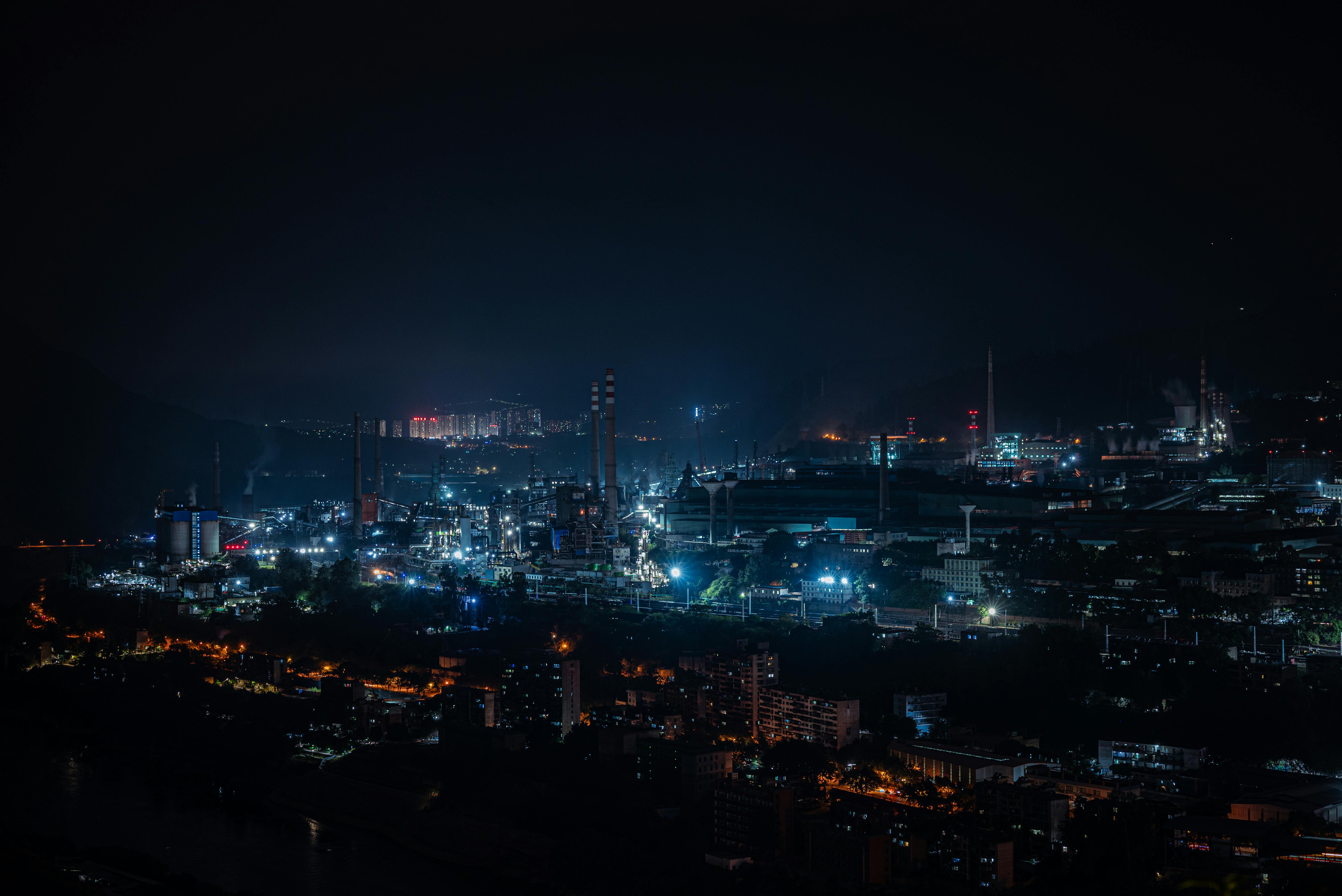 Survival and Opportunity: Self-Employment Among Women Heads of Families in Mato Grosso’s Agribusiness and Traditional Sectors Banner