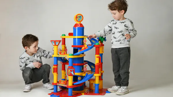 The Effectiveness of Using Mathematical Games  in Learning Centers in Improving Number Mastery  among Preschool Students
