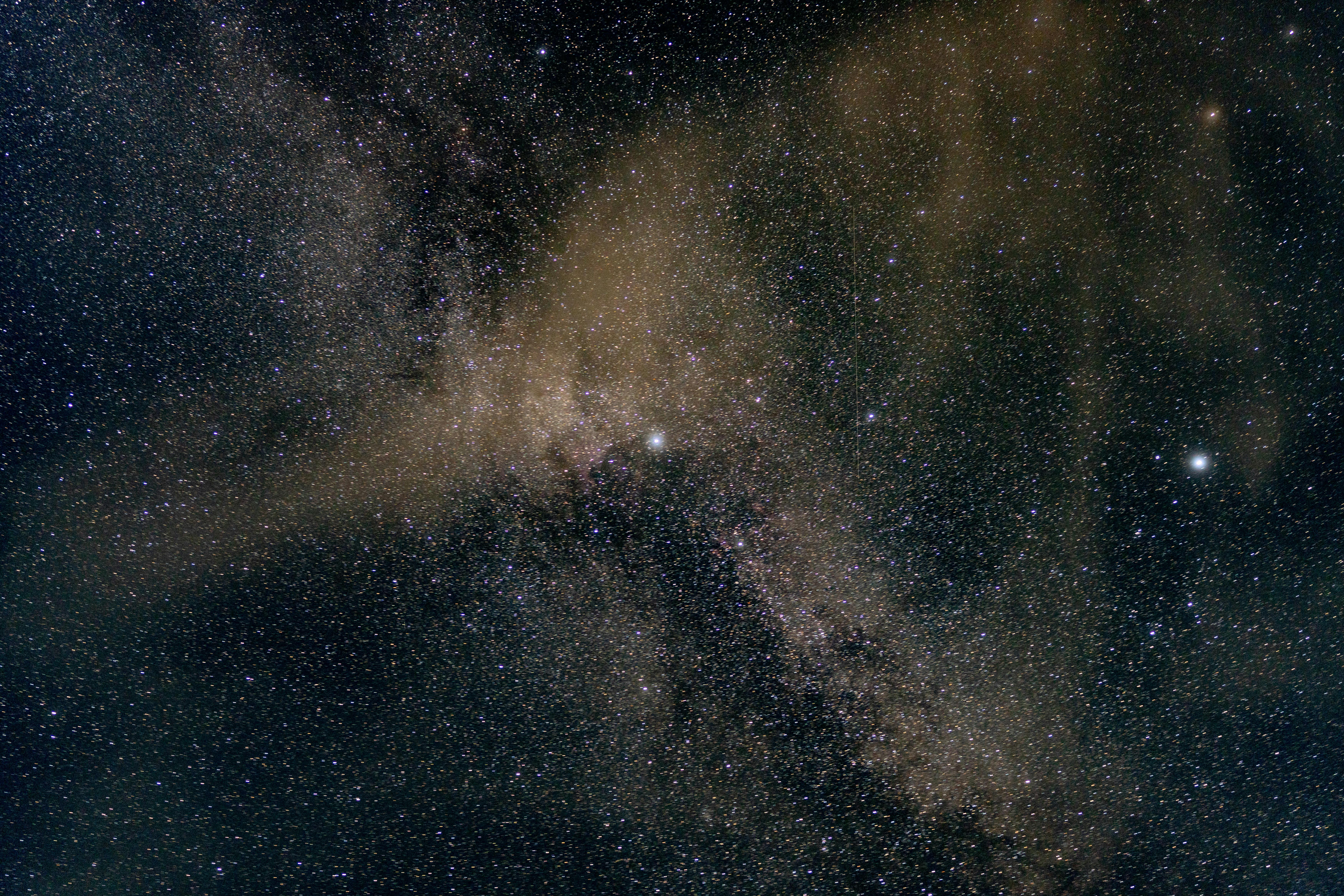 The Universal Gravitational Constant (G) in an Expanding Universe Banner