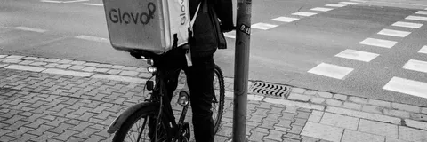 The Weberian Concept of “Labor Constitution”: The Recent Case of Delivery Workers