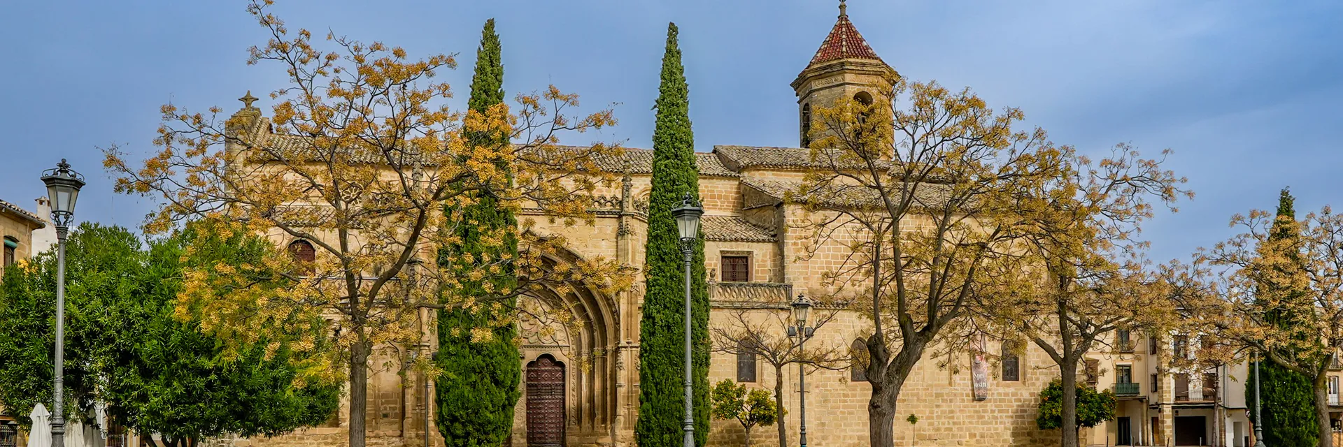 Methodology and Evaluation of Large Deformations in Romanesque Pillars Banner