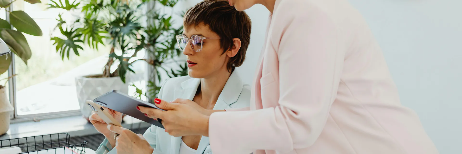 Redefining Mentorship in the Artificial Intelligence Age: The Rise of Reverse Reskilling Banner