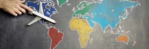 Bridging Western and Eastern Perspectives on Education: A Comparative Study of Paulo Freires Critical Pedagogy and Confucianism in the Digital Era