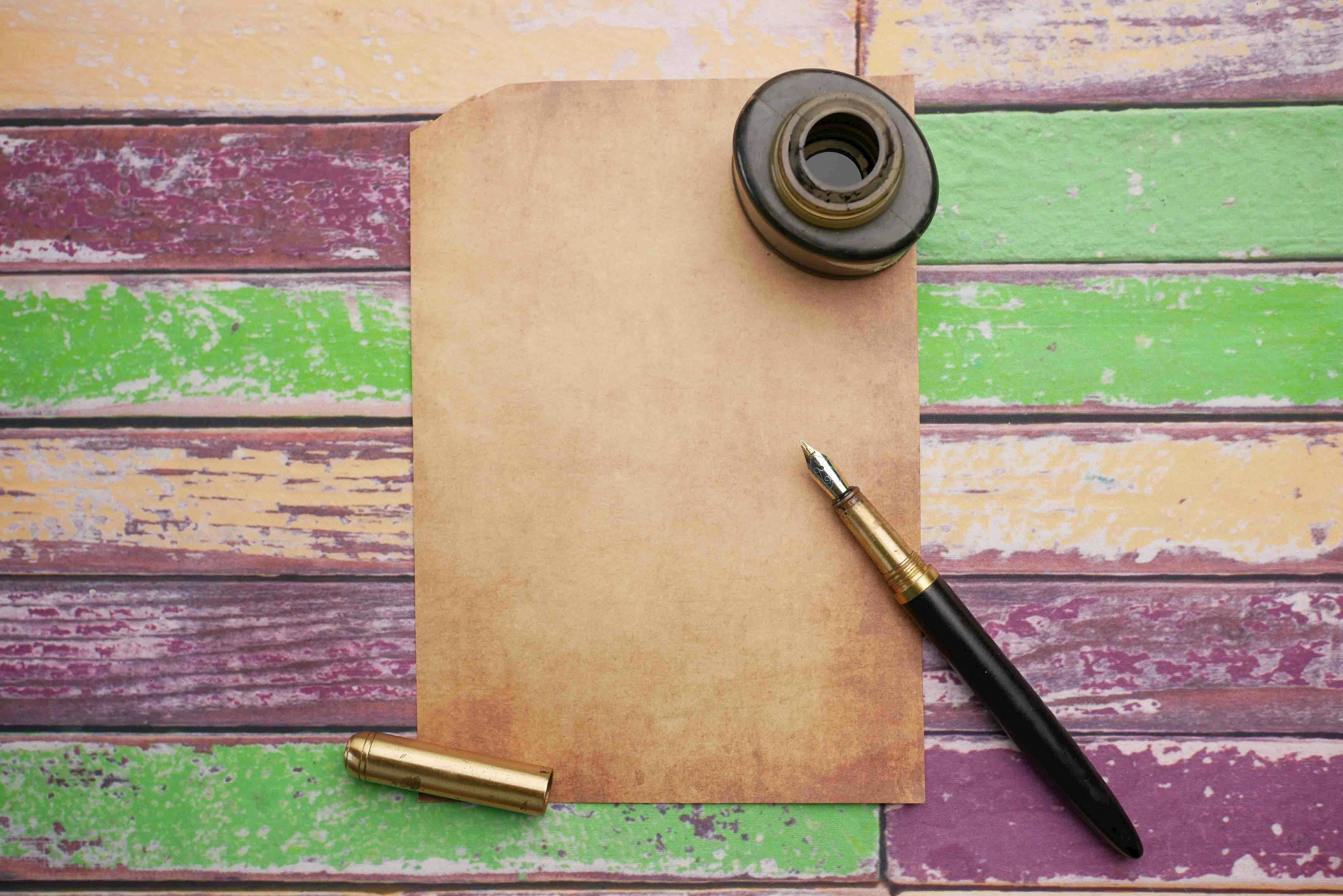 The Essentials of Paragraphwriting to Develop Writing Skill