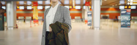 Evaluating the Risk of Injury for Aircraft Attendants Using Virtual Reality and Advanced  Motion Tracking System Integrated with Ergonomics Analysis