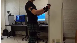 Evaluating the Risk of Injury for Aircraft Attendants Using Virtual Reality and Advanced  Motion Tracking System Integrated with Ergonomics Analysis