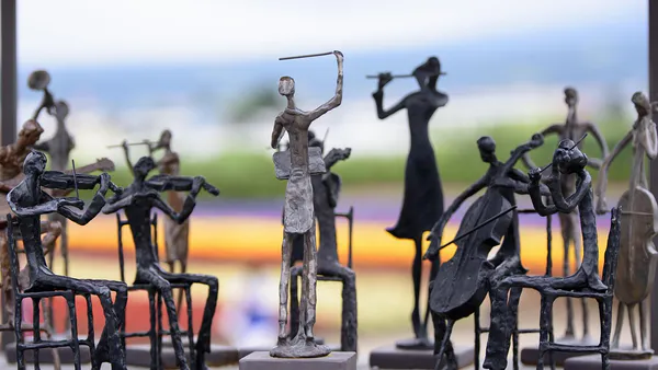 Beyond Bellephonic Sound: Exploring some Musical Diplomacies during the Ukraine War