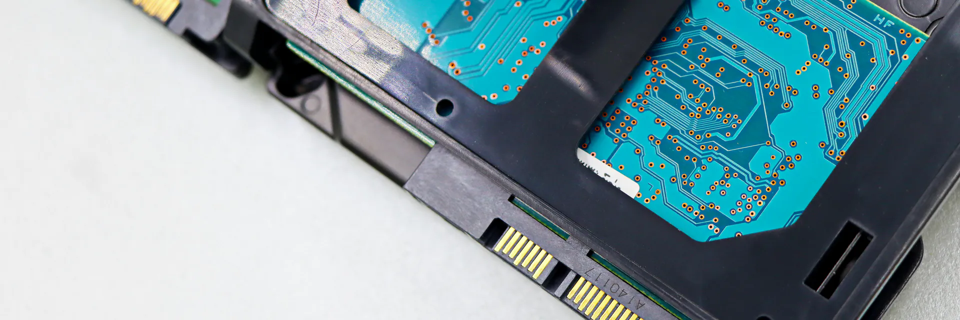 Performance Evaluation of Linux Operating Systems Banner