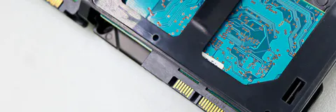 Performance Evaluation of Linux Operating Systems