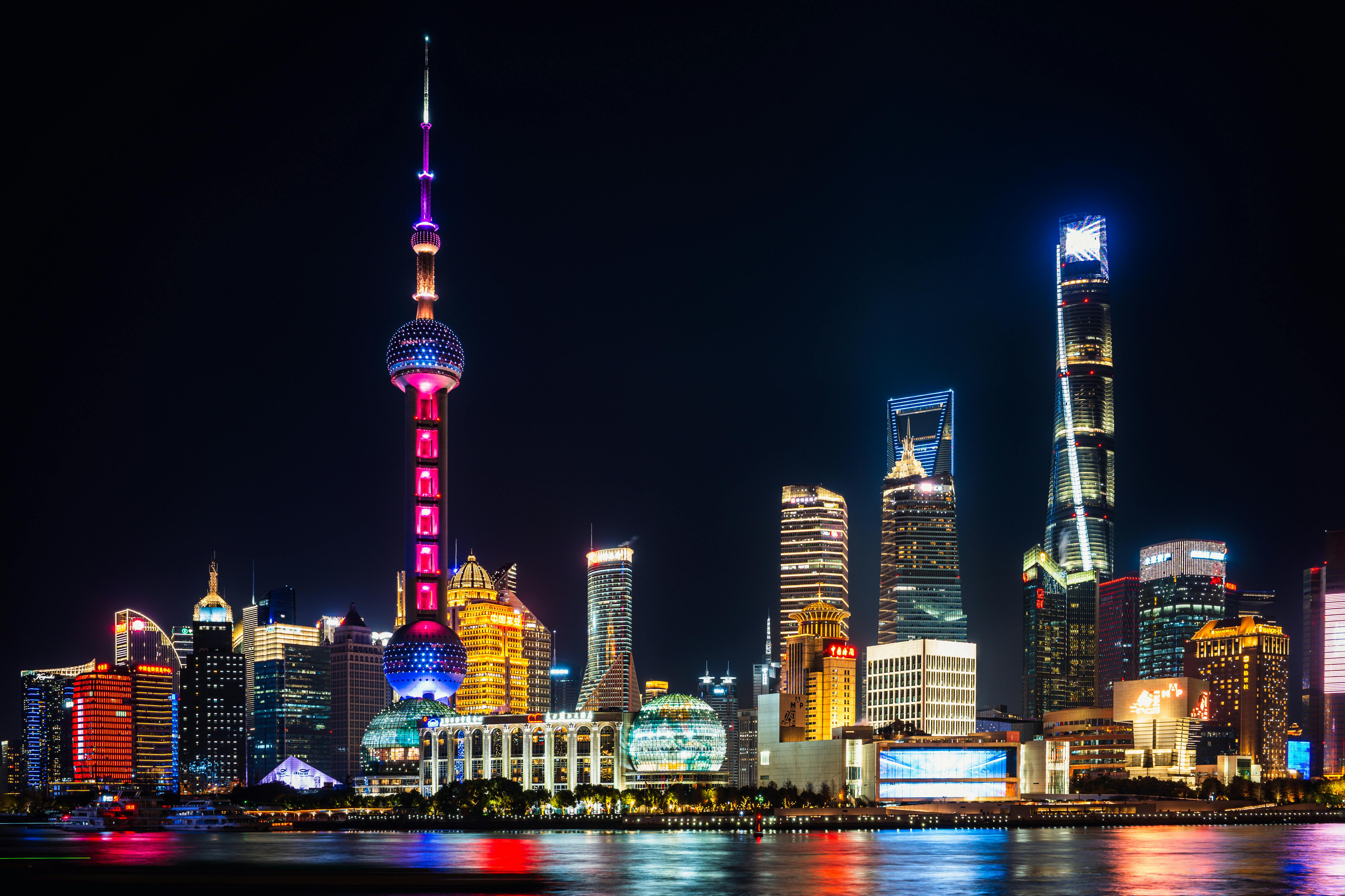 Expansion Paths of the Telecommunications Companies under Globalisation. Telefónica and China Netcom Cooperation at the Beginning of the 21th Century