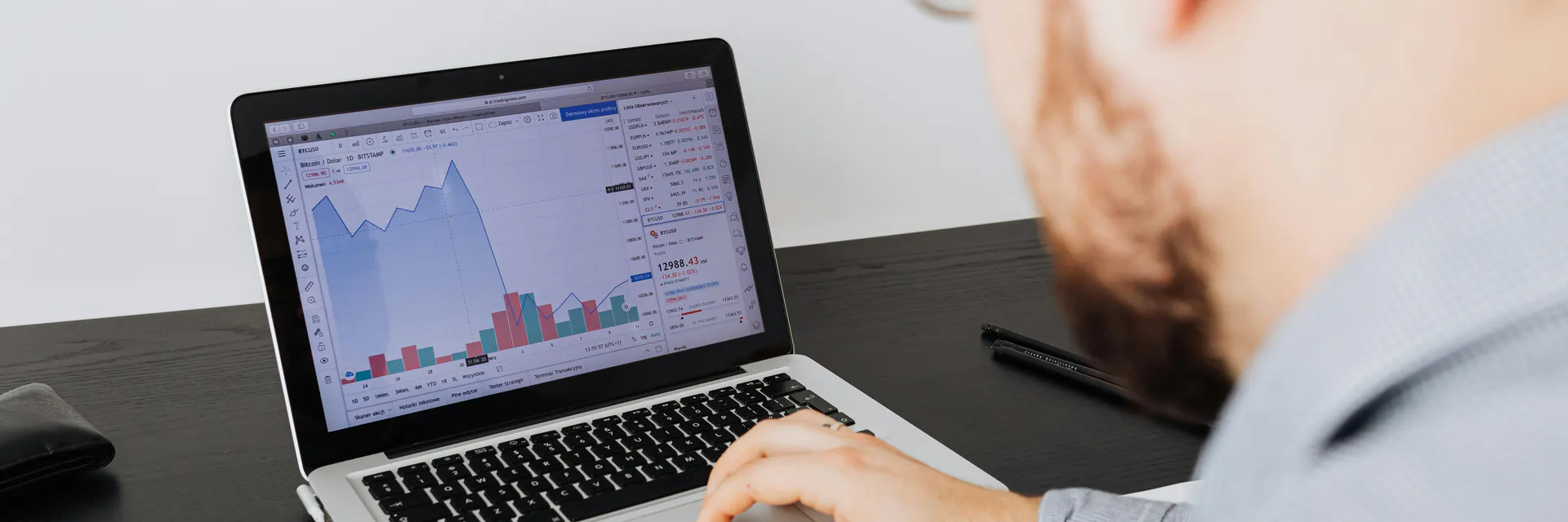 End-User Business Intelligence Tools Adoption in a Higher Education Institution Banner