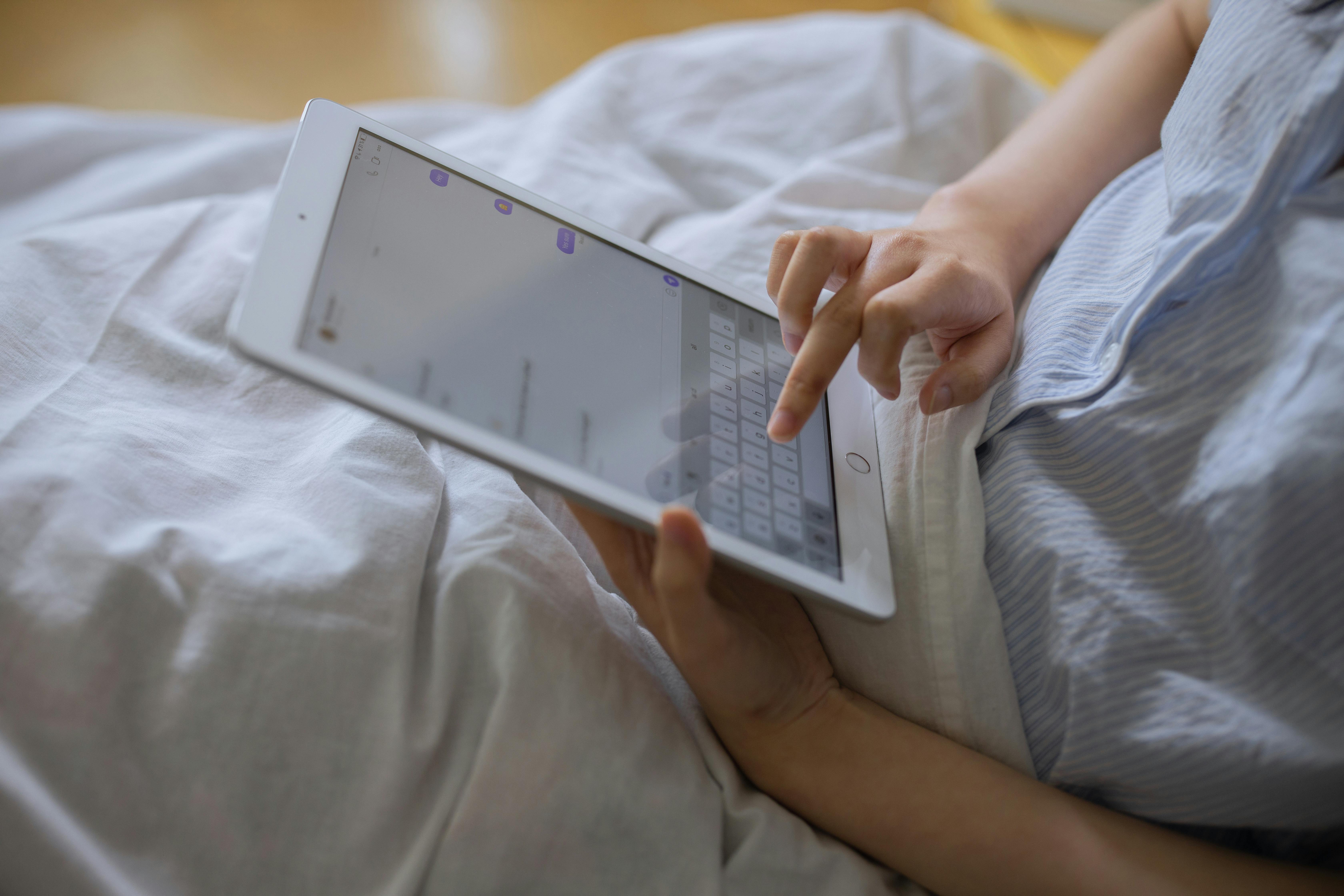 The Effect of Augmented Reality on the Development of Social Skills of Children with Autism