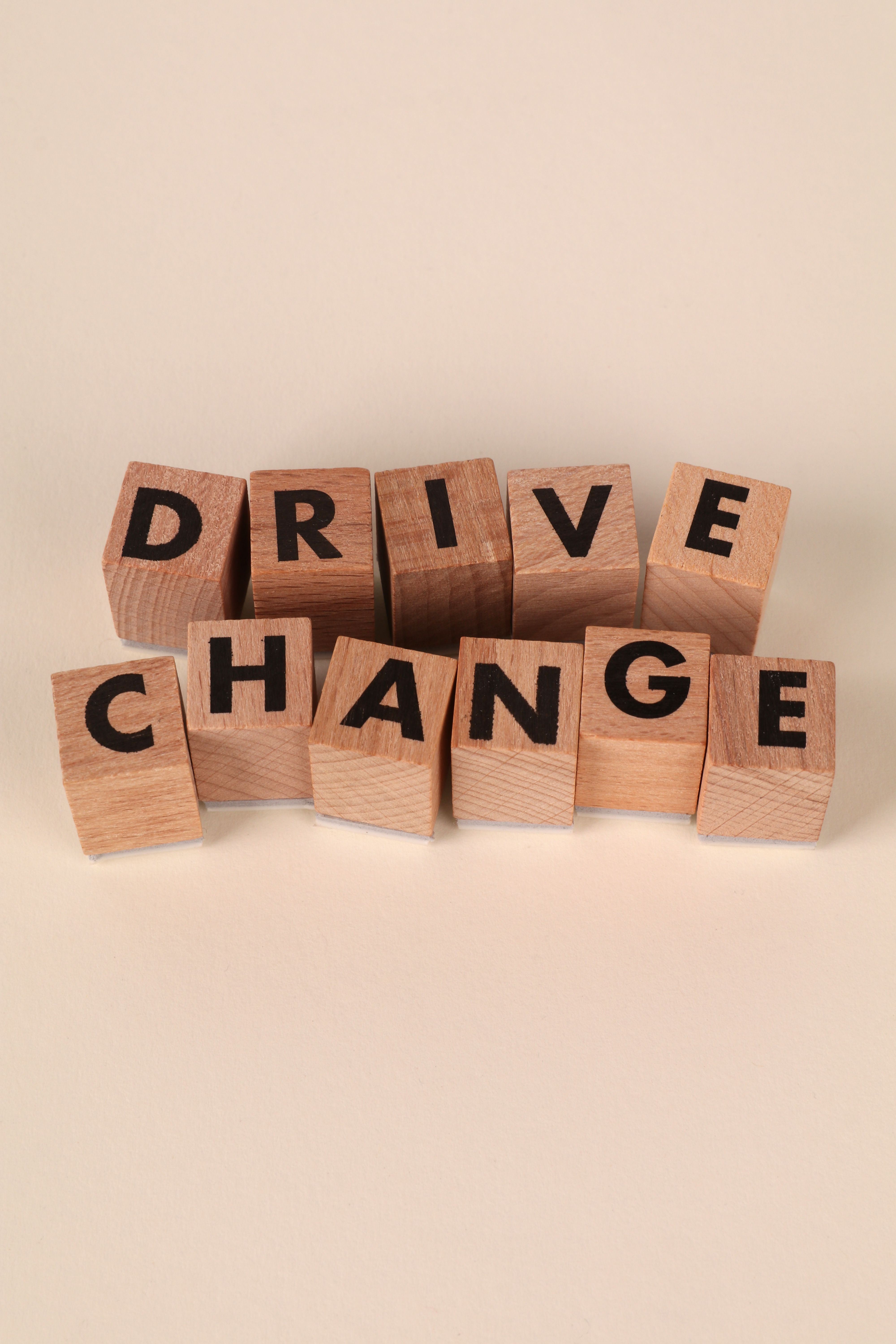 The end of certainties: riding the wave of change.