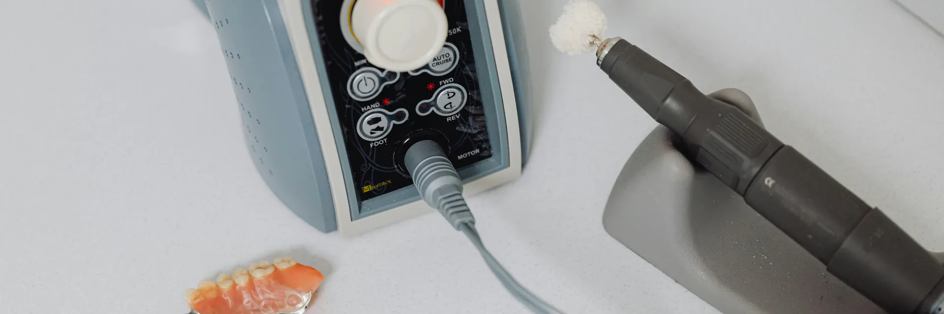 Impact of ICON on the Adhesive Microleakage Underneath Orthodontic Bracket Banner