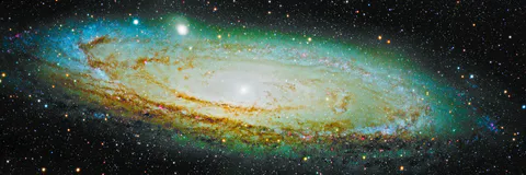 Noncommutative Quantum Gravity and Dark Matter