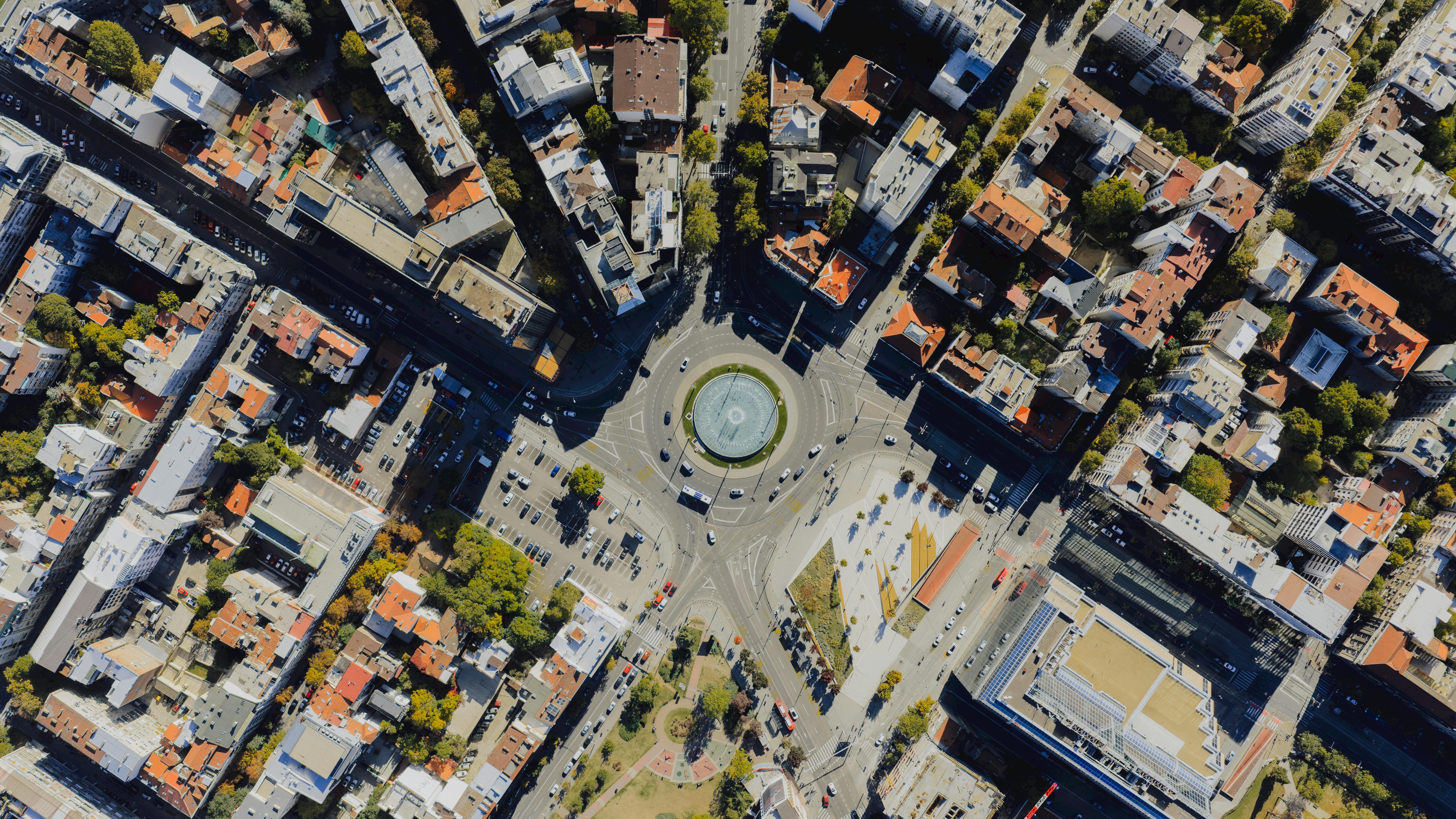 Post Pandemic City Rethinking Urban Landscapes through Humanized Management