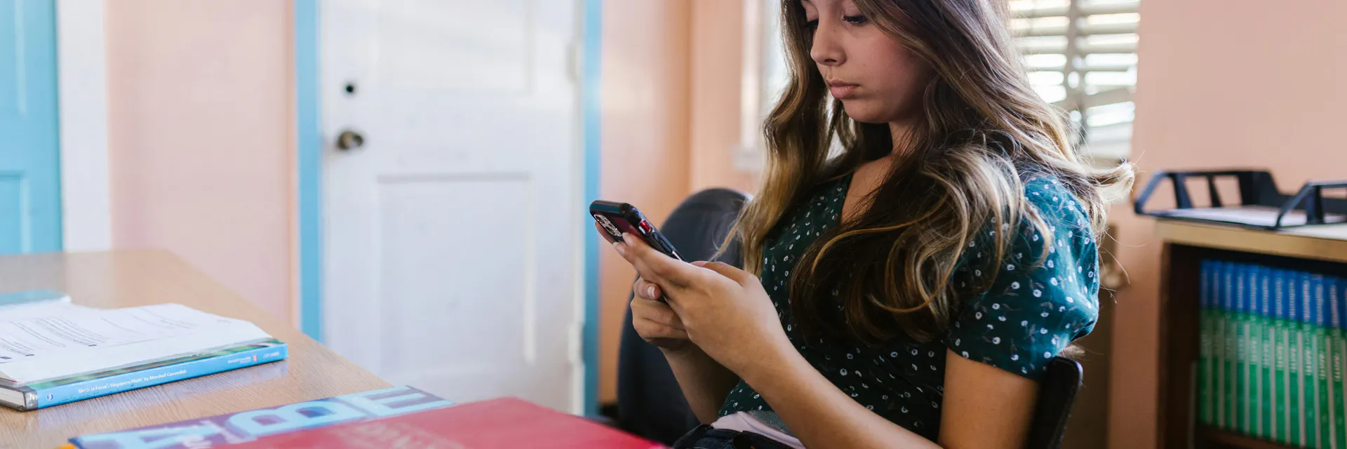 The Role of Online Dictionaries in EFL Learning within a Digitally Transformed Educational Context Banner