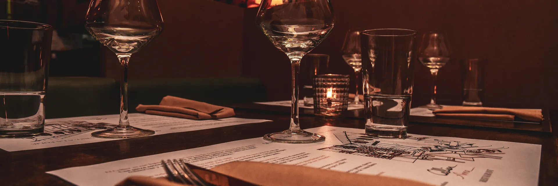 A Comparative Study of Customer Preference between Quick Service Restaurants and Fine Dining Restaurants of Hotel Crowne Plaza, Greater Noida Banner