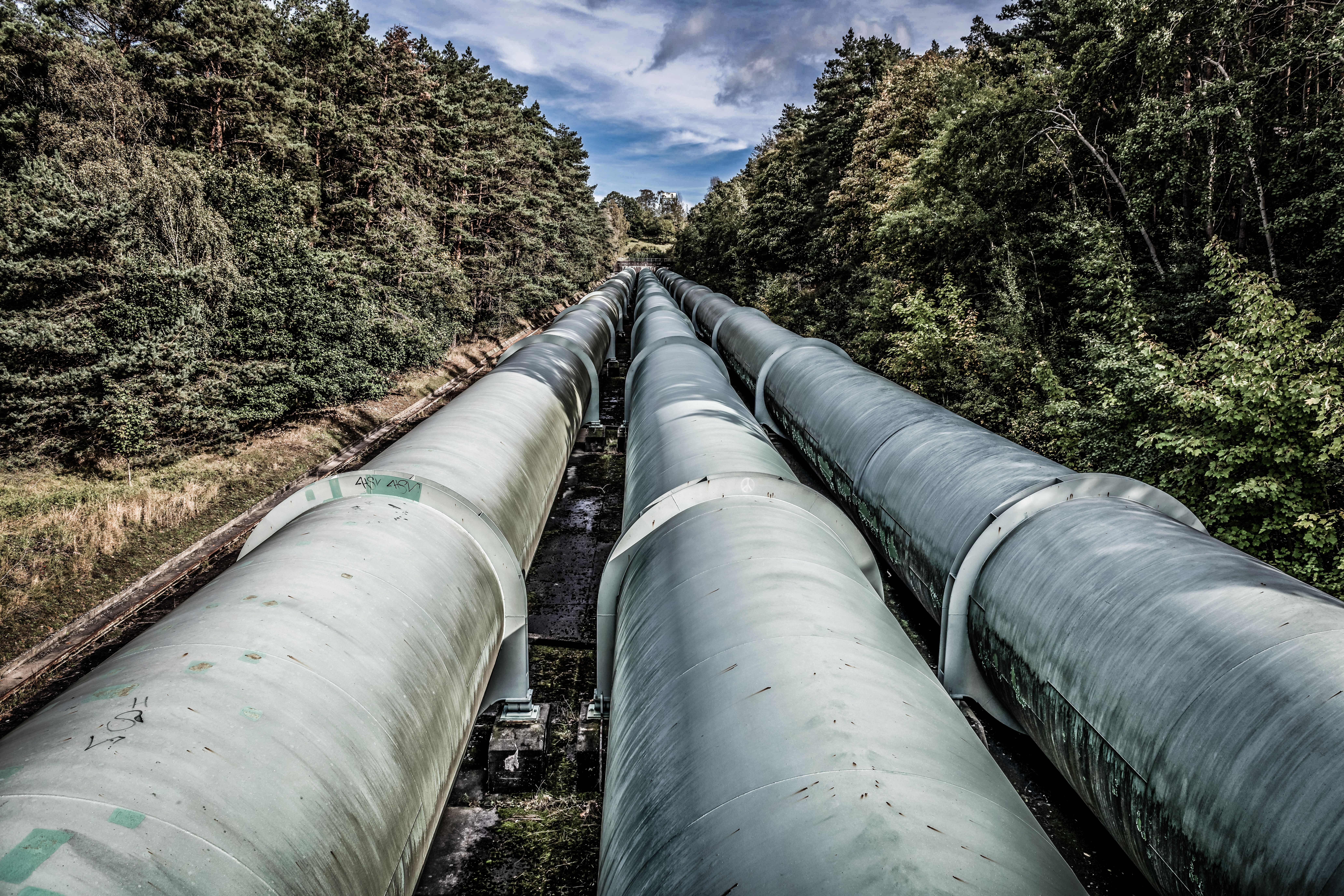 A Deep Learning Framework for Industrial Pipeline Defect Detection using YOLOv8