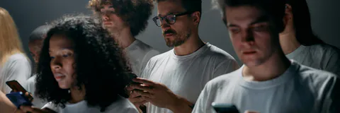 Navigating the Digital Era with Emotional Intelligence