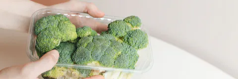 Fresh-Cut Broccoli Packaging Strategies to Reduce Food Waste: The Role of Plastics and Microperforation
