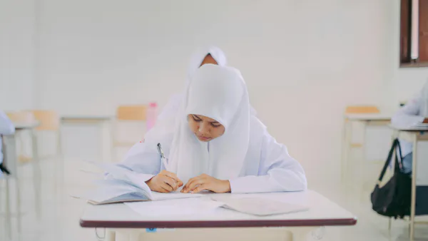 Religious Moderation based on Theological Value: A Qualitative Sociological Study in Islamic Boarding Schools (Pesantren) in Southeast Sulawesi Indonesia