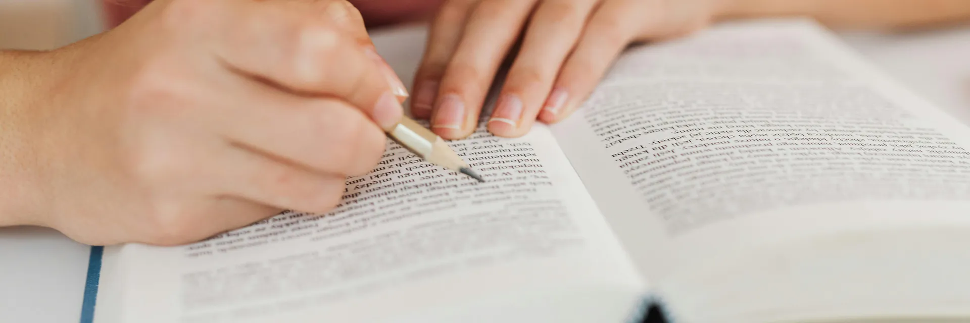 Origin and Impact of Theories on Writing in Latin America Banner