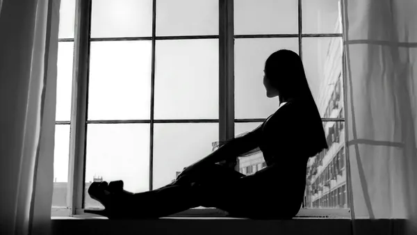 To What Extent do Female Body Representations Create an Intersectional  Understanding of Media Discourse?