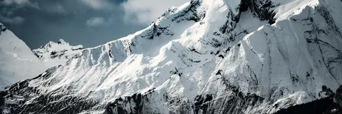 Peak Oxygen Consumption and its Relationship with the Presentation of Sarcopenia in Adults Living above 2600 Meters above Sea Level.