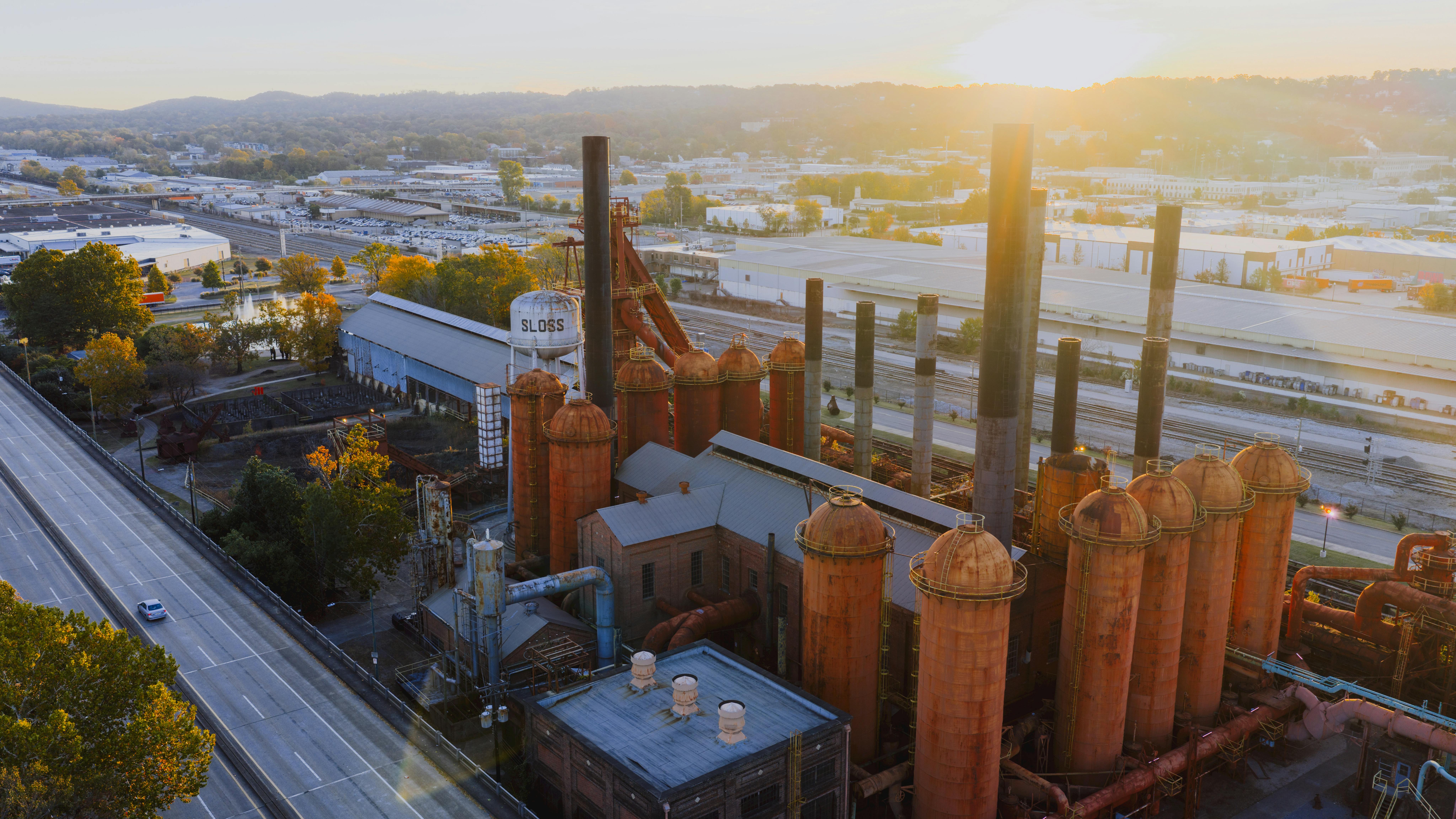 The Steel Industry of Brazil and Argentina. From its Creation to its Privatization