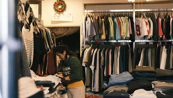 Managements Attitude Towards Employee Working in the Retail Shop in Bangladesh