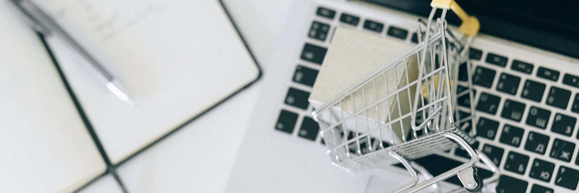 E-Commerce and Future Banner