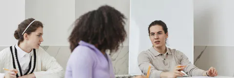 Learning from Your Own Interests. An Analysis of the VTS Methodology in Terms of Educational Theory and Learning Processes